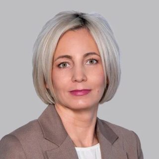 Анастасия Золотухина